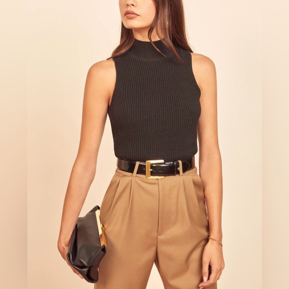 Reformation Sweaters - Reformation Montaigne Sleeveless Sweater